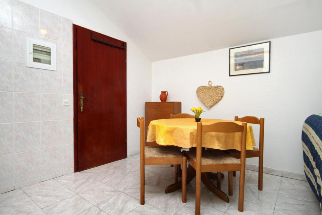 Apartments By The Sea Drvenik Donja Vala, Makarska - 6658 Exterior photo